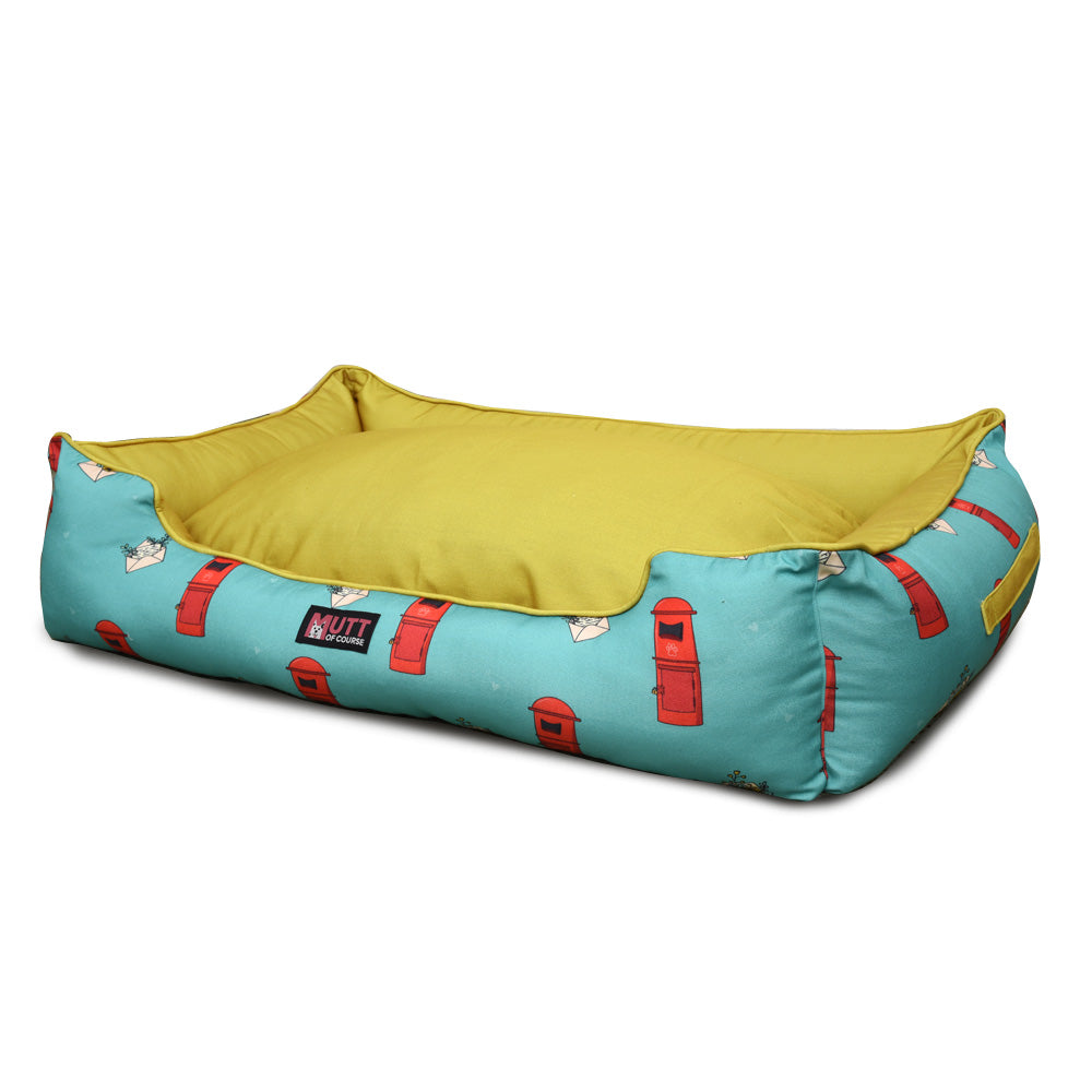Letter Borks Lounger Bed
