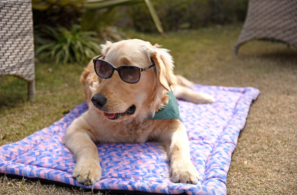 Light Geometrical Mat