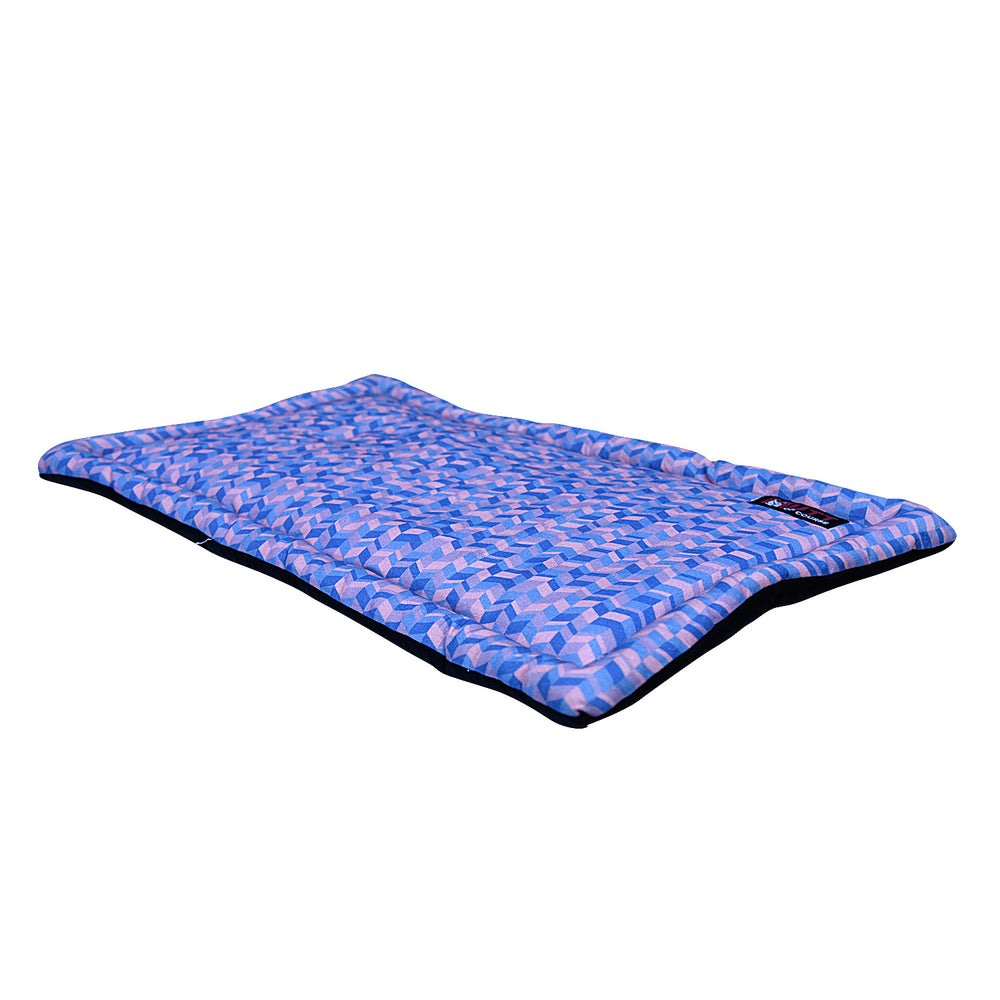 Light Geometrical Mat